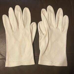 Vintage Women's Duchess White Gloves Size 7 1/2 New in Package